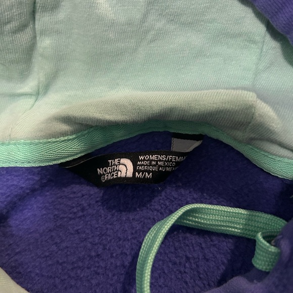The North Face Hoodie size: medium - Picture 5 of 7